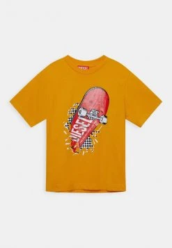 Diesel TACTU OVER - Print T-shirt - Orange
