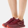 Diesel S-RACER LC W - Trainers - Burgundy