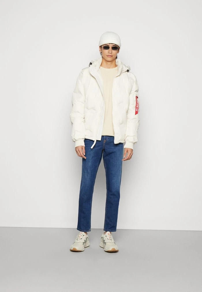 Diesel 2005 D-FINING - Jeans Tapered Fit - 09d46 01 - Image 2