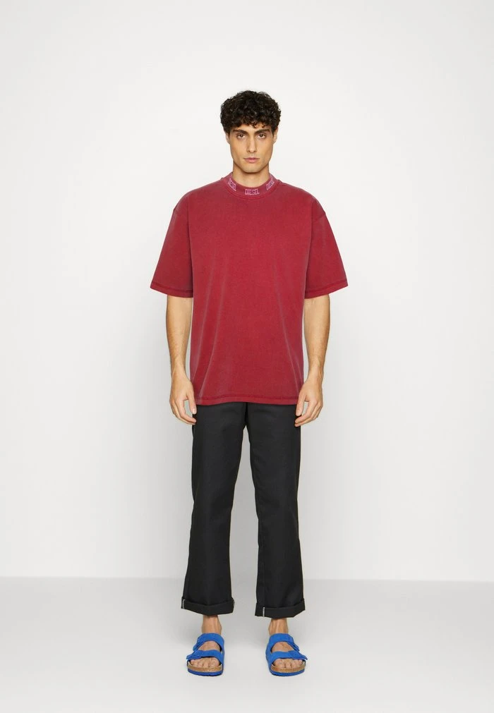 Diesel T-BOG UNISEX - Print T-shirt - Red - Image 2