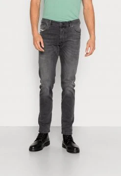 Diesel YENNOX - Straight Leg Jeans - 0gdaq 02